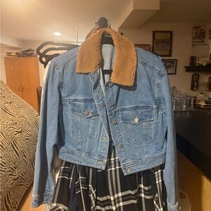 Veronica Beard Light Blue Denim Jacket with Tan Sherpa Collar